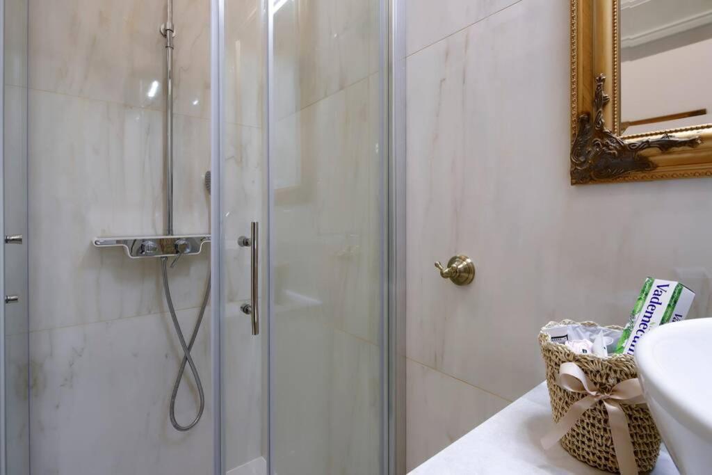 Chrystal Apps Integral Apartment Rijeka Exterior photo